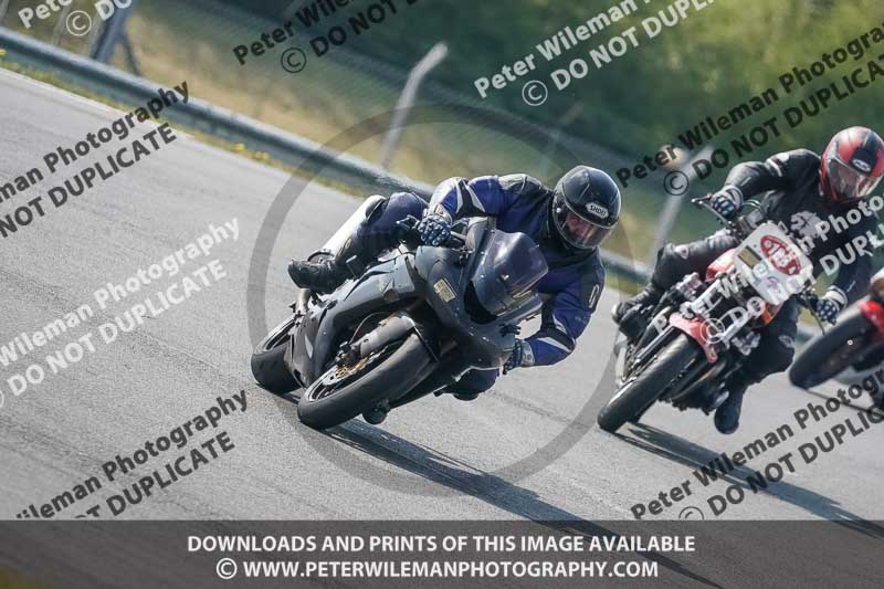 donington no limits trackday;donington park photographs;donington trackday photographs;no limits trackdays;peter wileman photography;trackday digital images;trackday photos